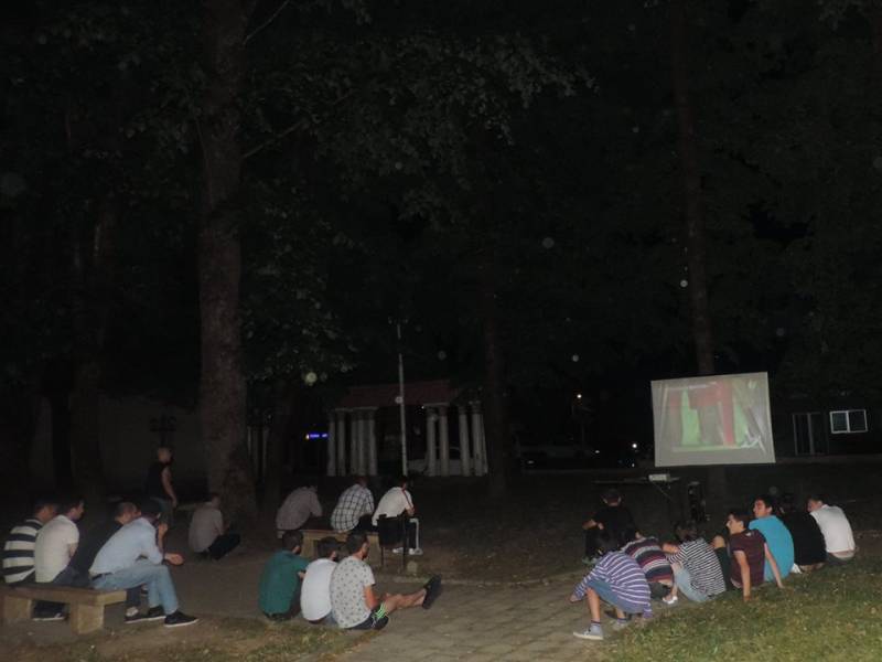 ლადო ასათიანის პარკში  მერვედფინალური მატჩის  საჯარო ჩვენება გაიმართა